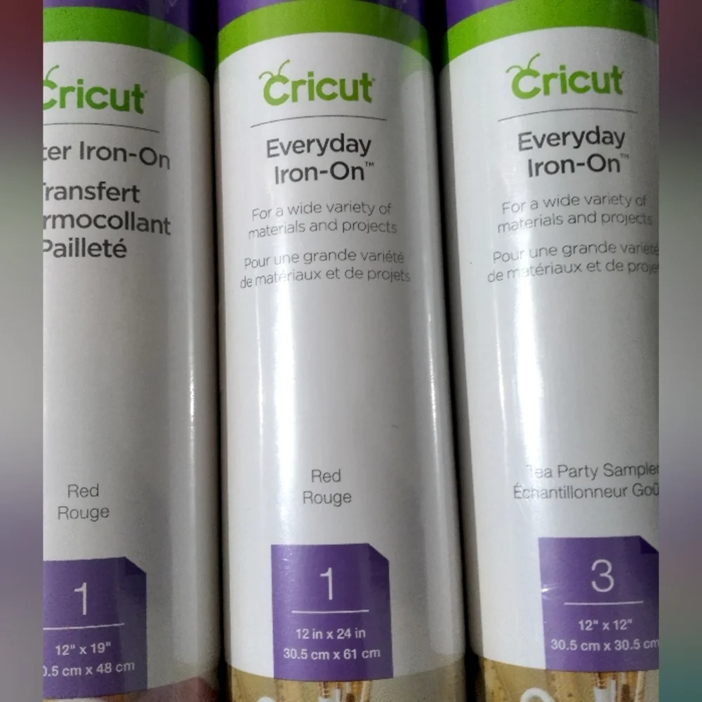 Cricut StrongBond Iron-on Vinyl Bundle - Picture 2 of 3